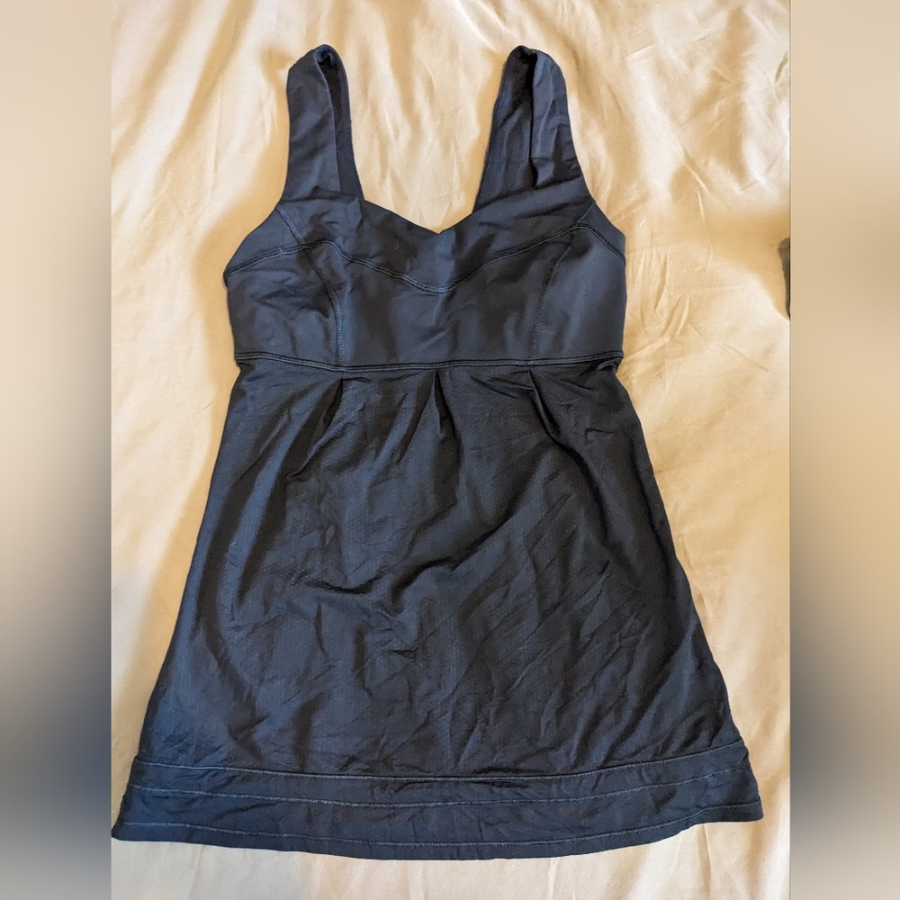 Lululemon tank top